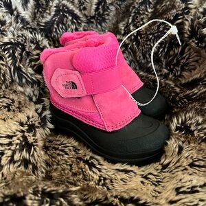The North Face Toddler Apenglow Pink and Black Winter Boots